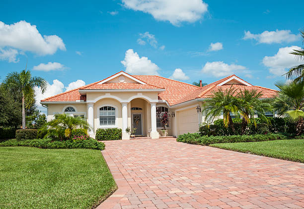  Tropical Park, FL Driveway Pavers Pros